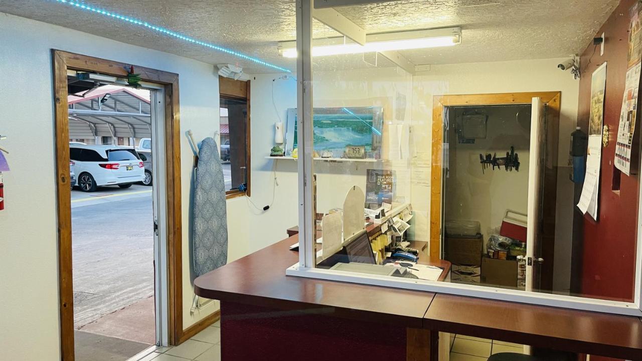 Sands Motel Portales Eksteriør bilde